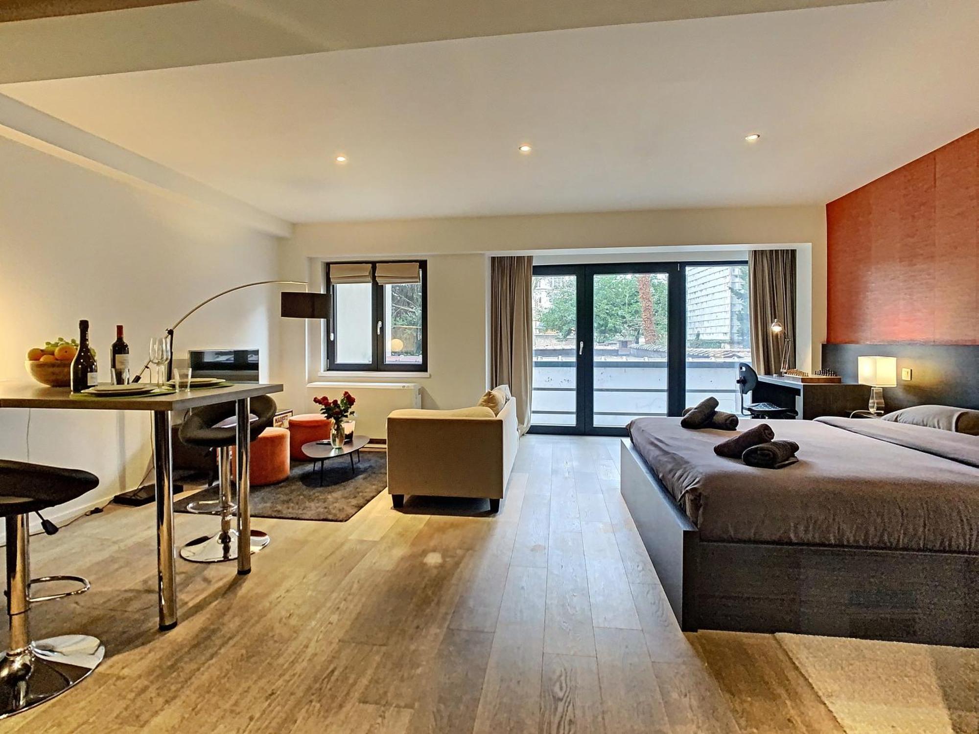 Апартаменты Flat Moliere Брюссель Экстерьер фото
